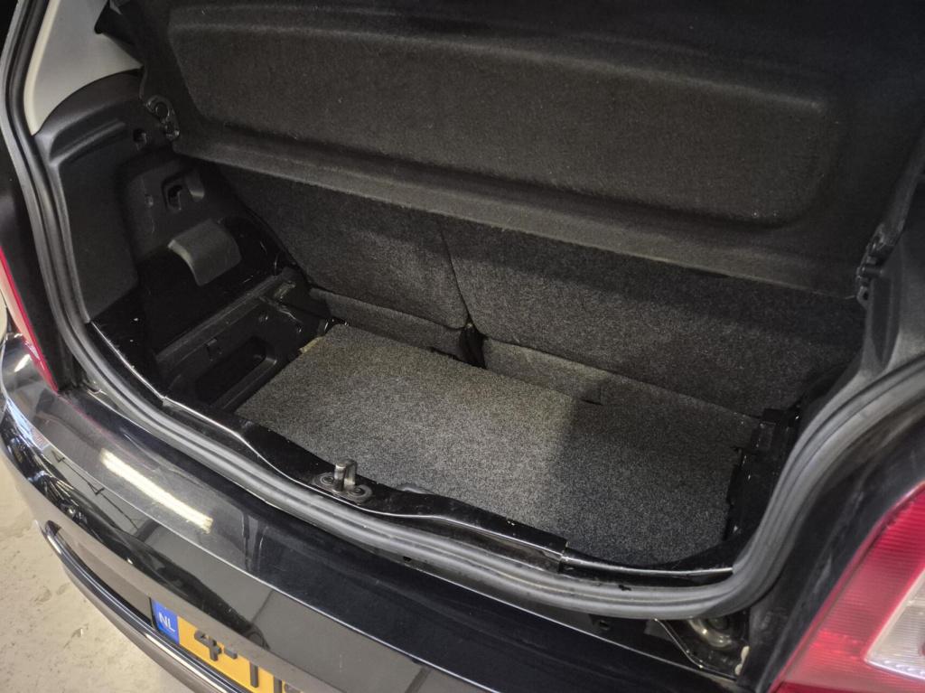 Volkswagen UP! 1.0 high up! / leren bekleding / cruisecontrol