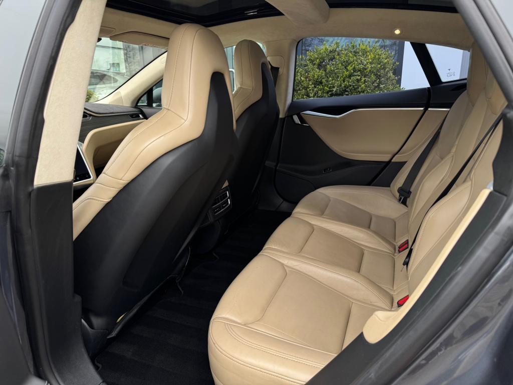 Tesla Model S 85d 700pk performance * lifetime" supercharging!!