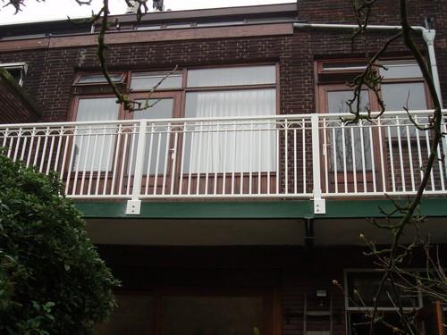 Stijlvolle & Duurzame Balkonhekwerken – Alles Onder Eén Dak!