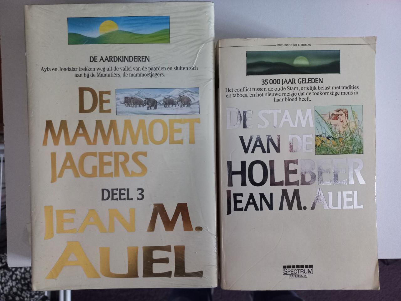 De Stam van de Holebeer en de Mammoetjagers