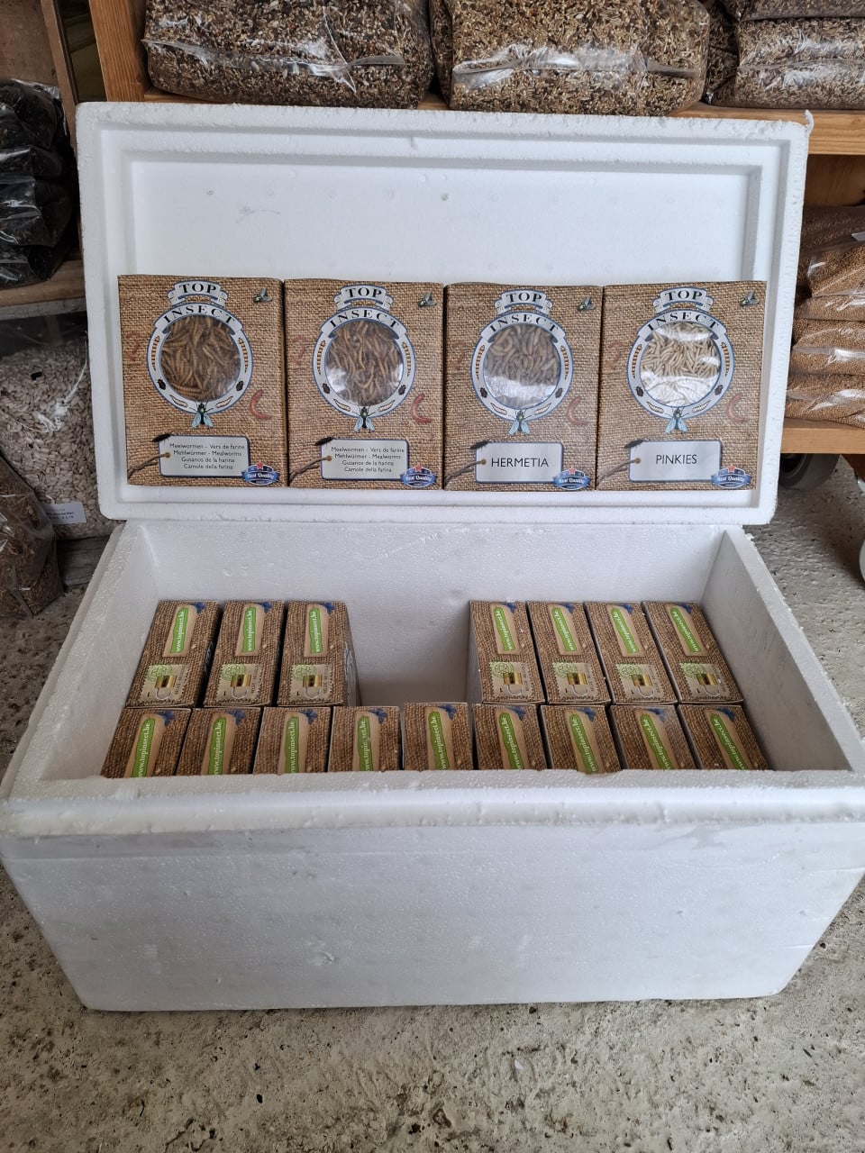 Levende en diepvriesinsecten