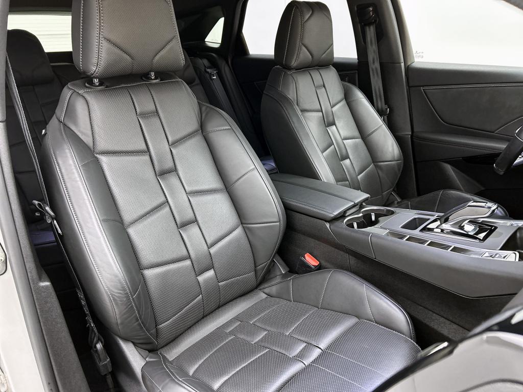 Ds Ds 7 crossback e-tense 300pk 4x4 automaat louvre | leder | adaptive crui