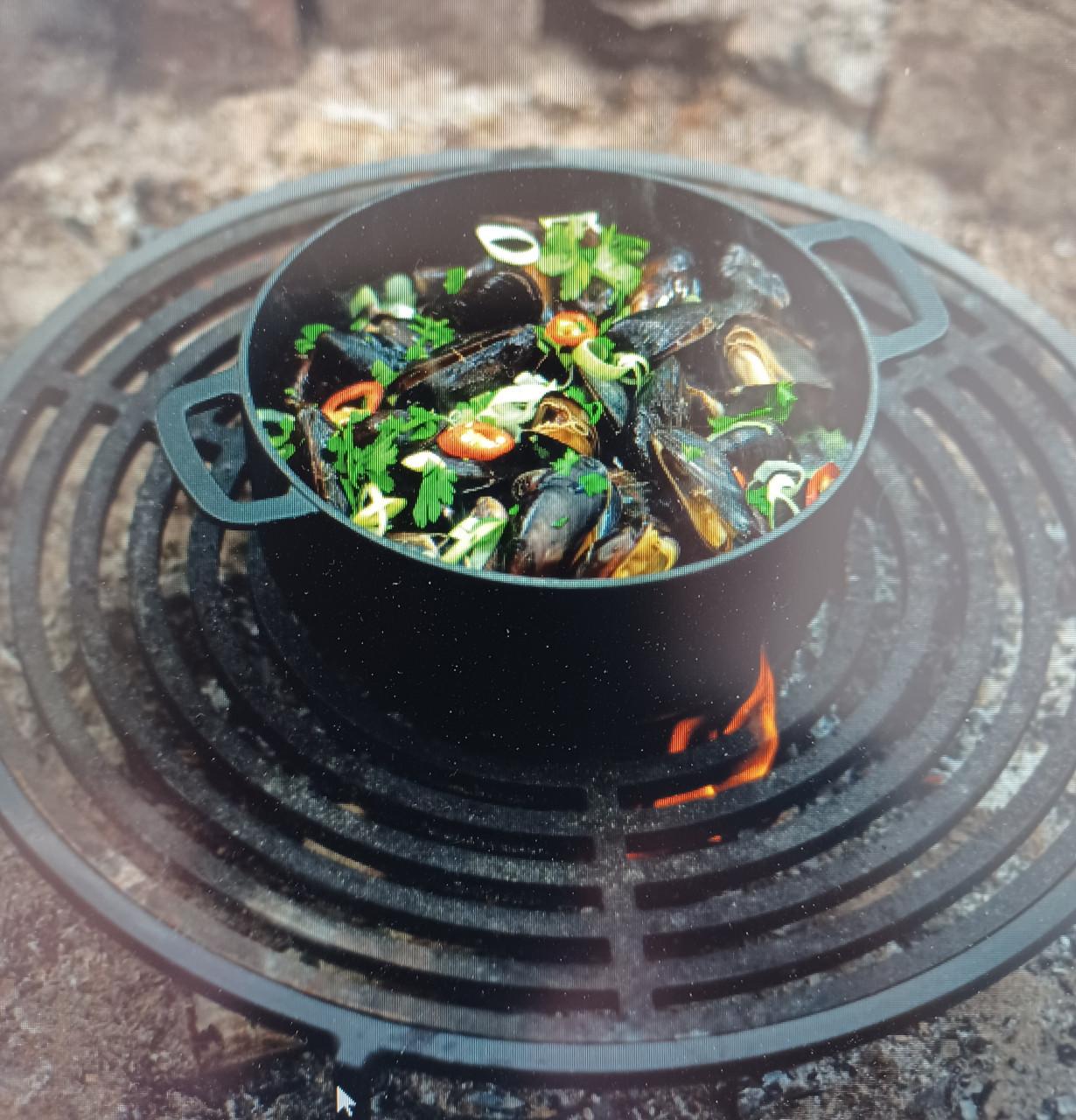 T.k.a. Gietijzeren braadpan 24cm zwart van Combekk