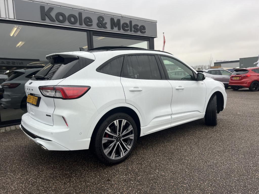 Ford Kuga 2.5 phev e-cvt 225pk st-line x , pano dak , 19inch , voorruitverw