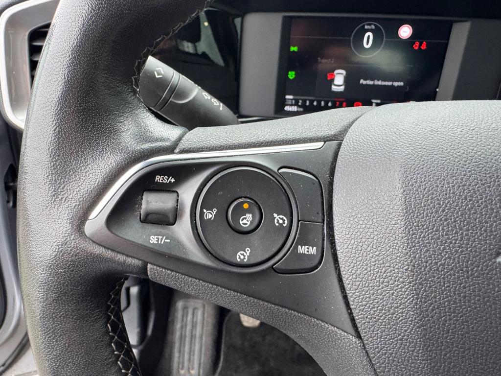Opel Mokka 1.2 elegance , achteruitrijcamera , stuurverwarming