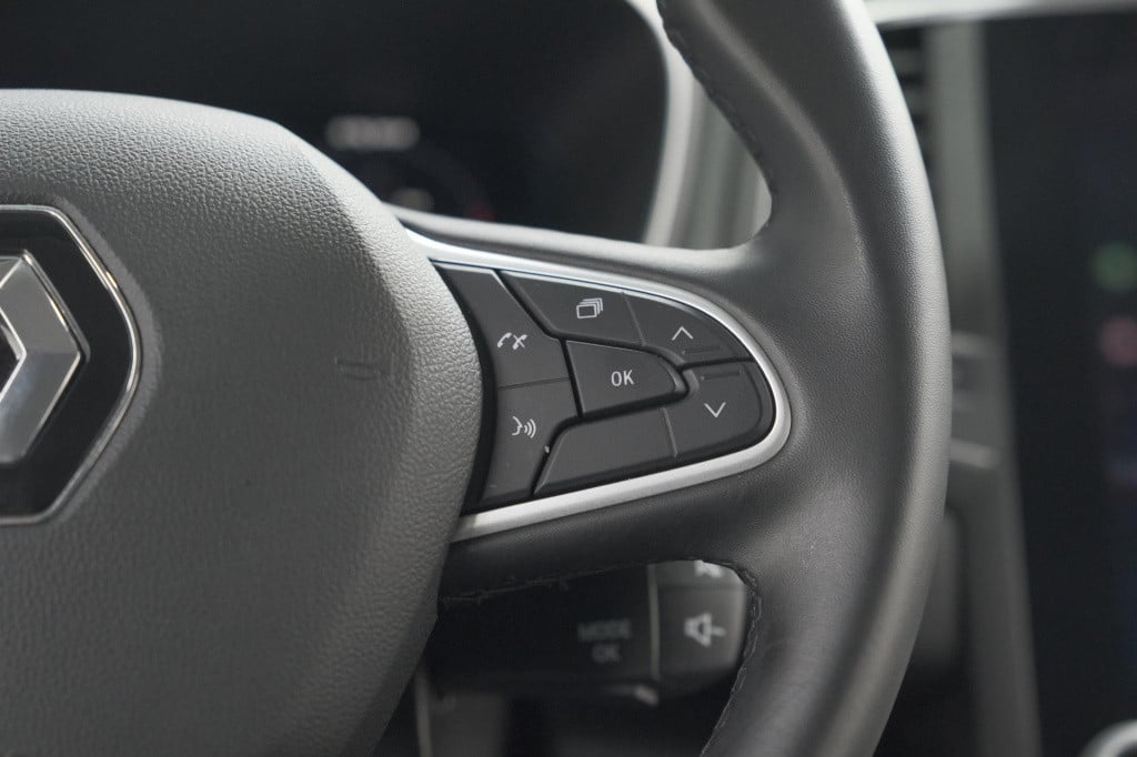 Renault Megane tce 140 edc techno | trekhaak | camera | navigatie | 9.3 inc