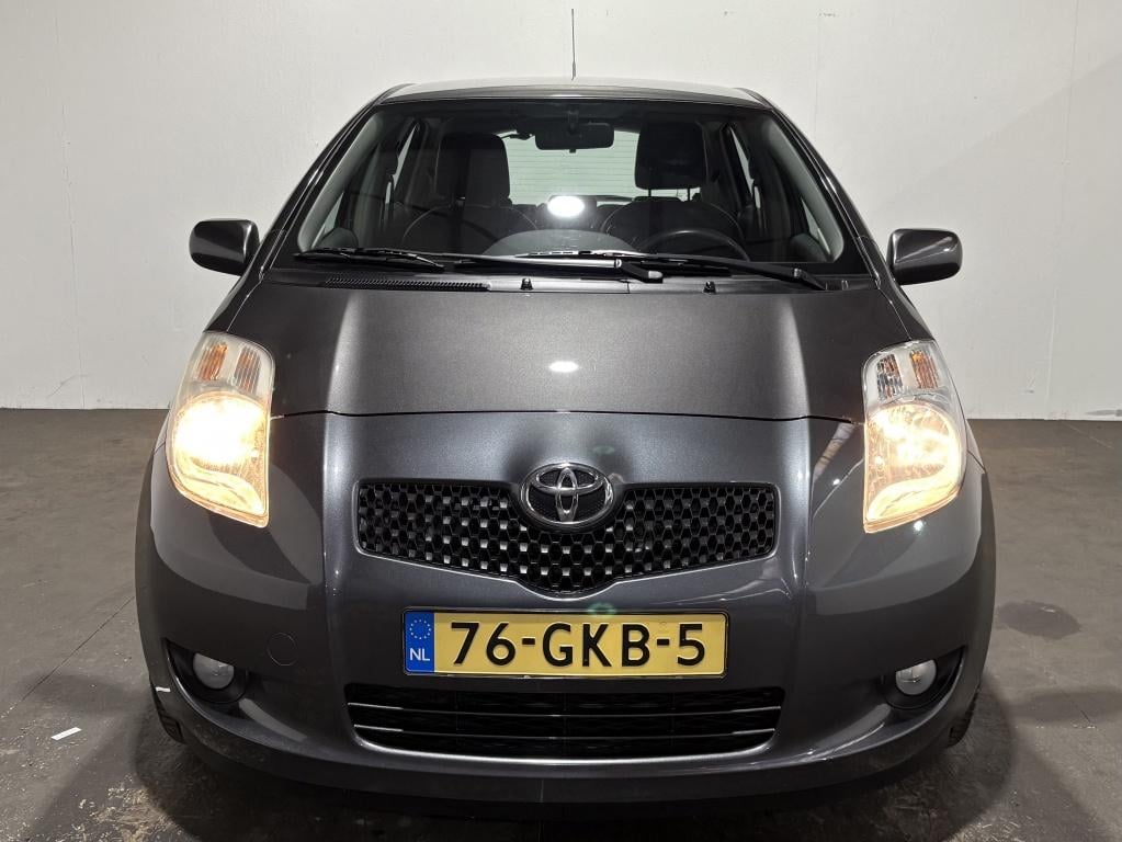 Toyota Yaris 1.3 vvti executive