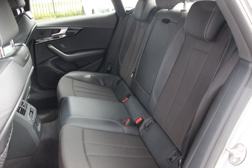 Audi A5 sportback 2.0 tfsi mhev sport s-line edition | pano. | 19'' | half 