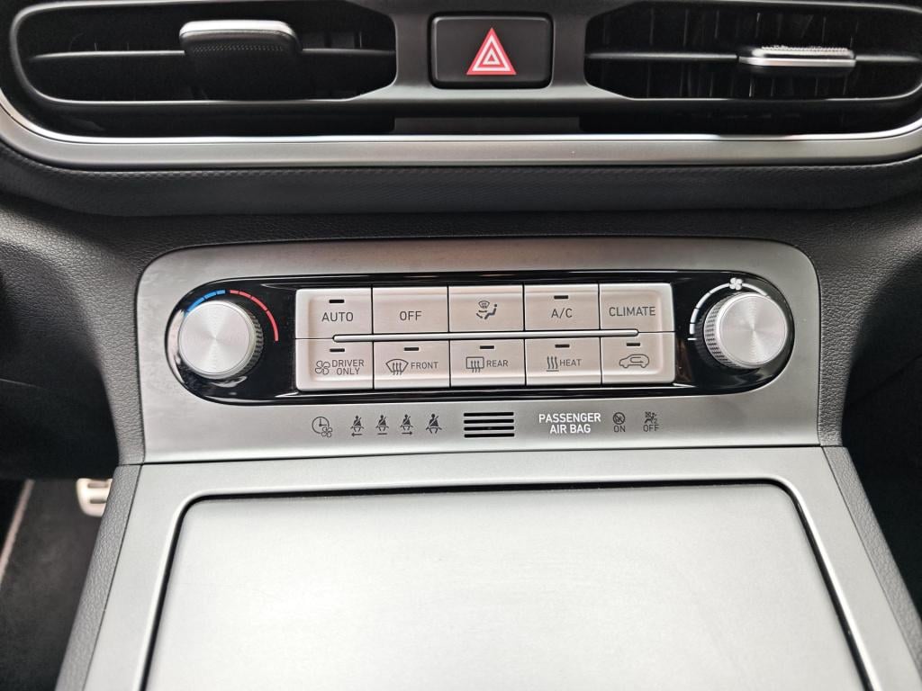Hyundai Kona ev premium 64 kwh soh 98%