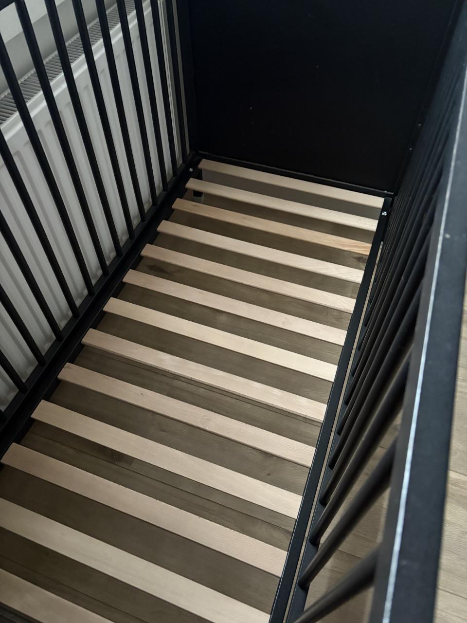 Ledikant 120x60 cm zwart in hoogte verstelbaarder