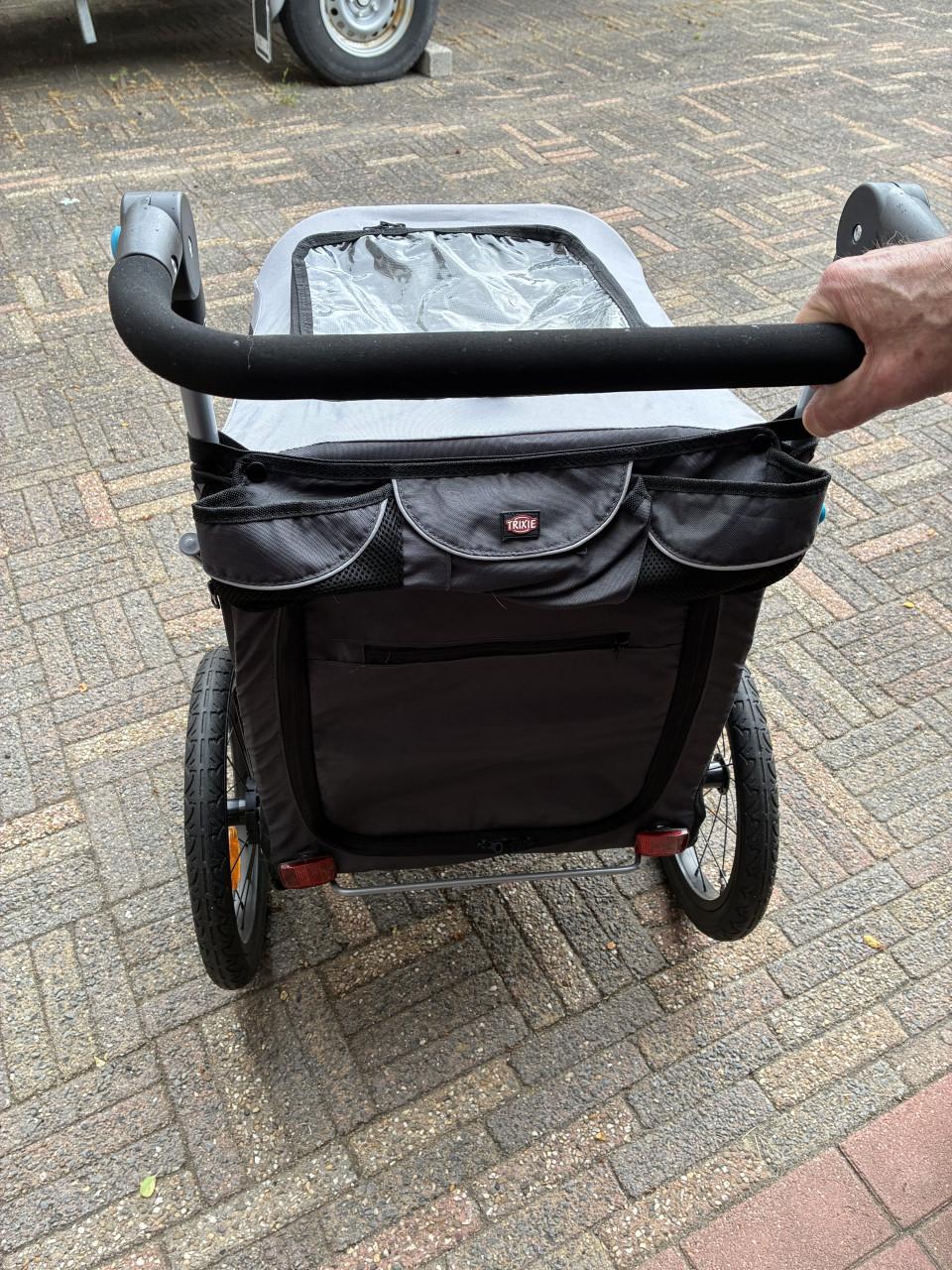 Hondenfietskar