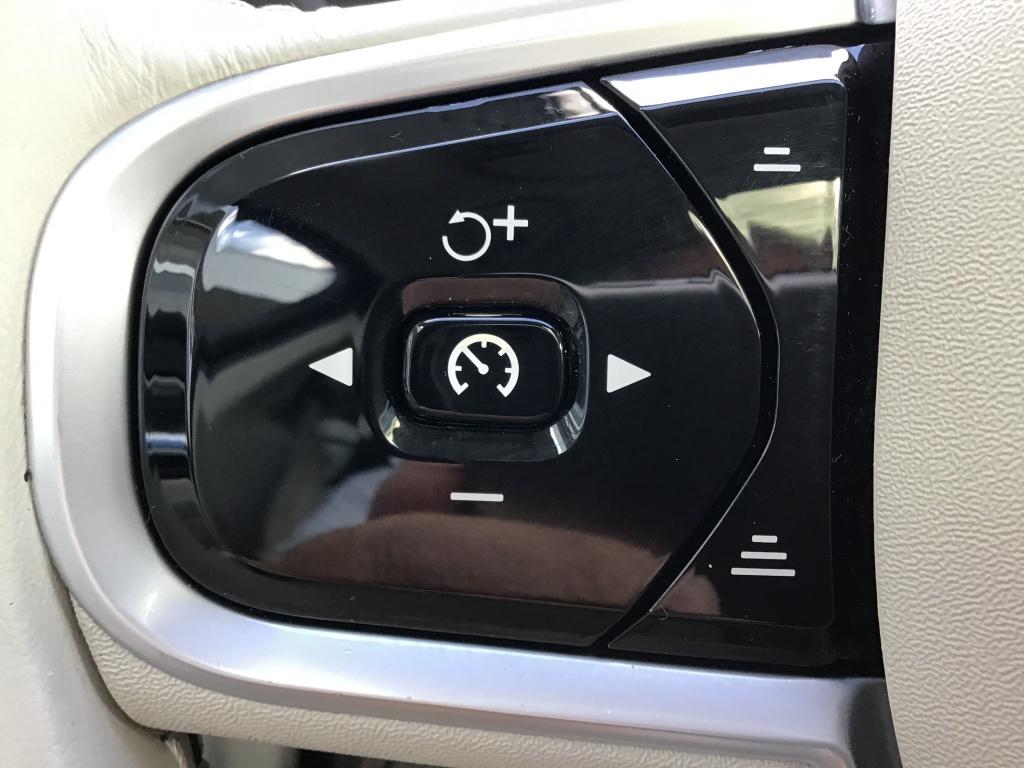 Volvo XC60 2.0 t5 awd inscription luxury luchtvering