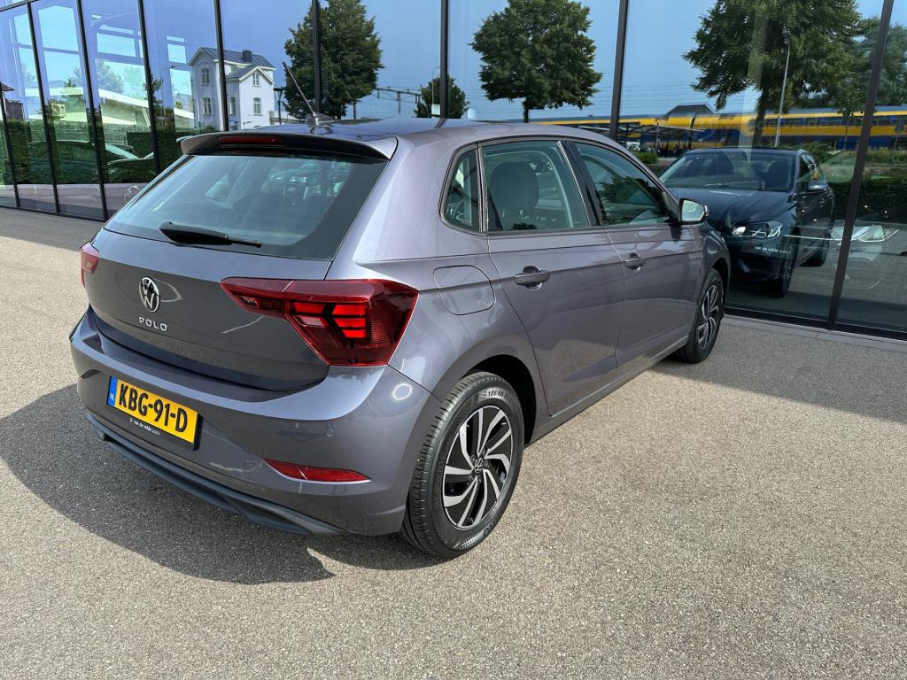 Volkswagen Polo 1.0 tsi life 95pk | carplay | navi | parkeersensoren | lich