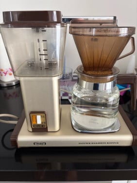 DE-koffiezetapparaat