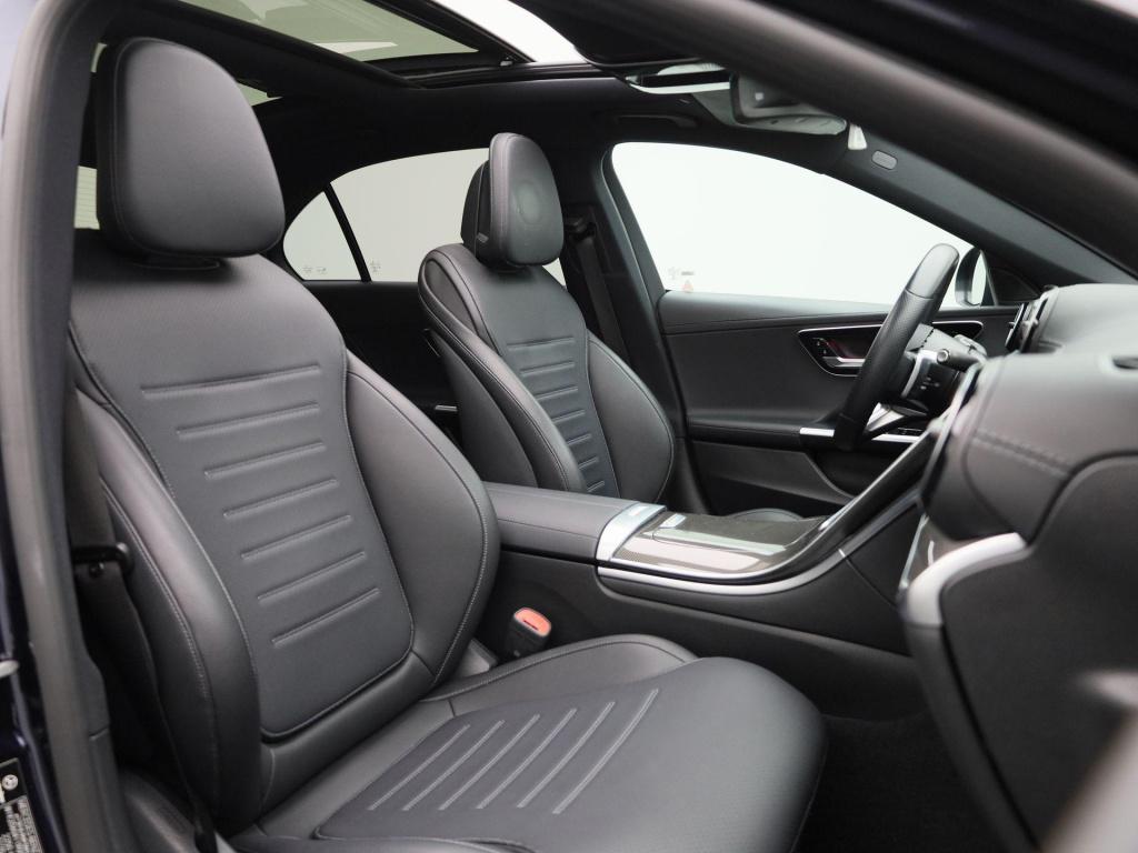 Mercedes-Benz C-Klasse 180 amg line | automaat | panoramadak | trekhaak | v
