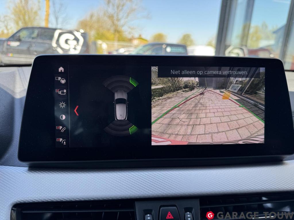 BMW X2 sdrive20i high executive m-sport *pano, hud*