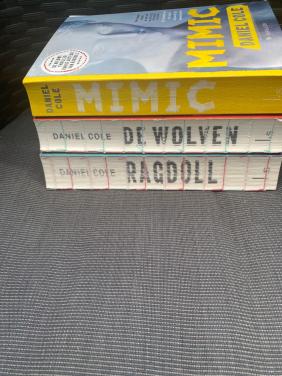3 boeken van Daniel Cole