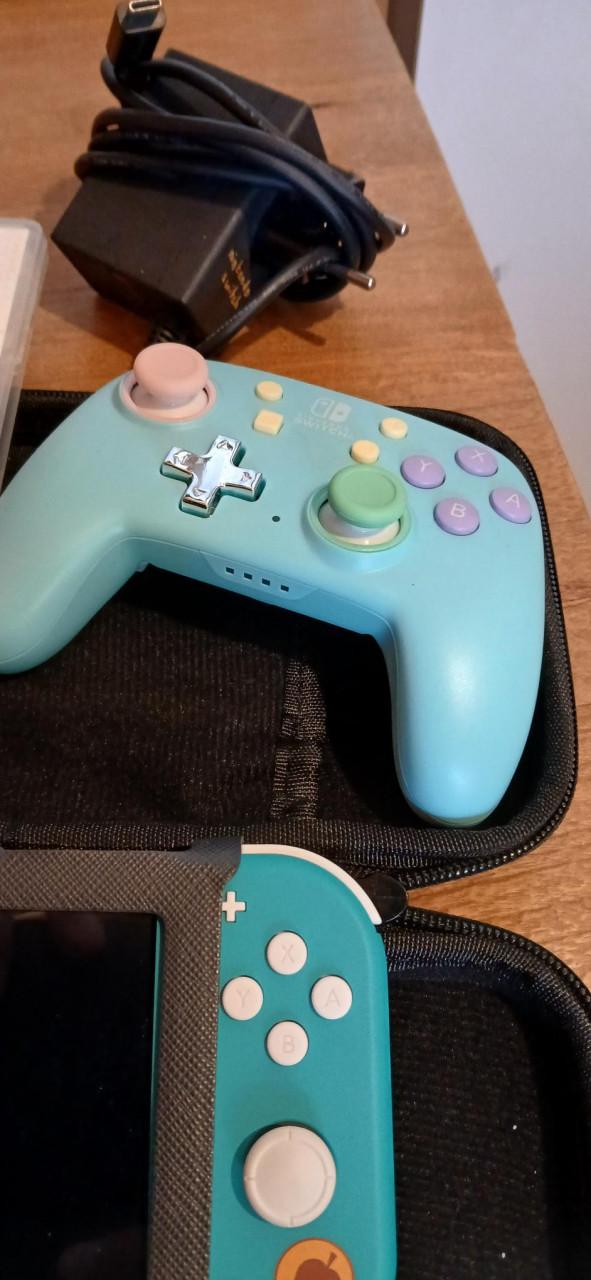 Nintendo Switch Lite Turquoise + controller, 2 games en accessoires 🎮