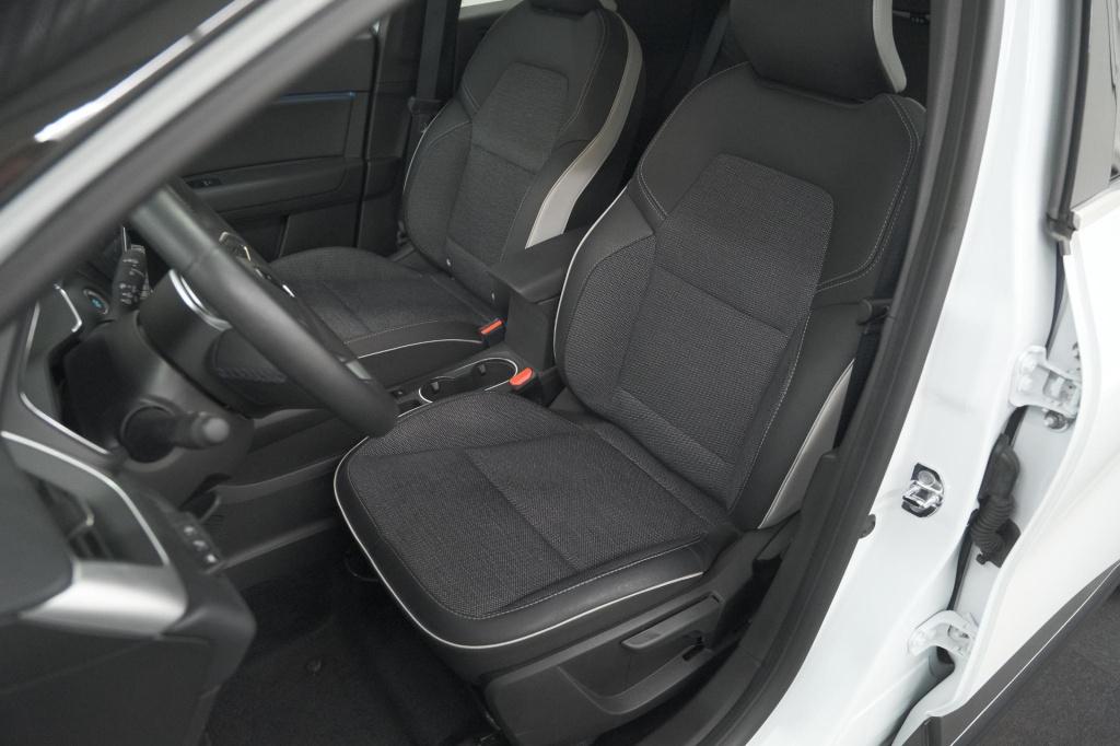 Renault Captur 1.6 e-tech full hybrid 145 techno | camera | parkeersensoren
