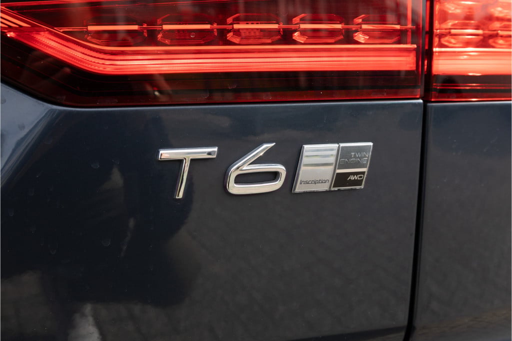Volvo V60 2.0 t6 twin engine awd inscription ✅360°cam✅pano✅trekhaak✅h&k