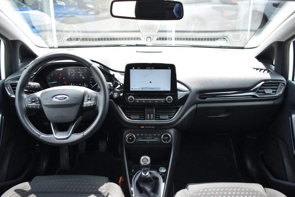 Ford Fiesta 1.0 ecoboost titanium | climate control | cruise control | acht