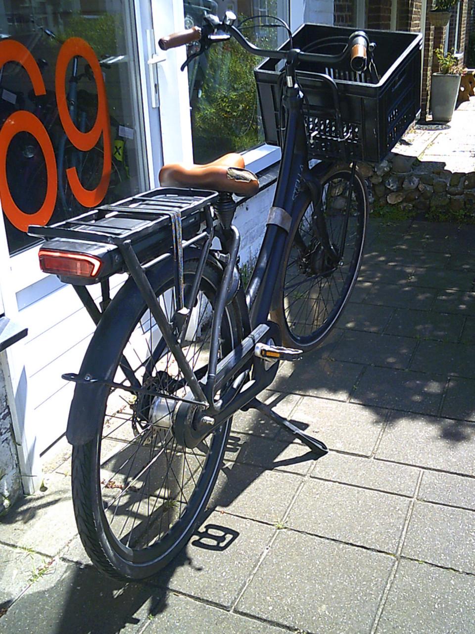 Gebruikte Stella Dolce E-Bike 48cm met voorwielmotor