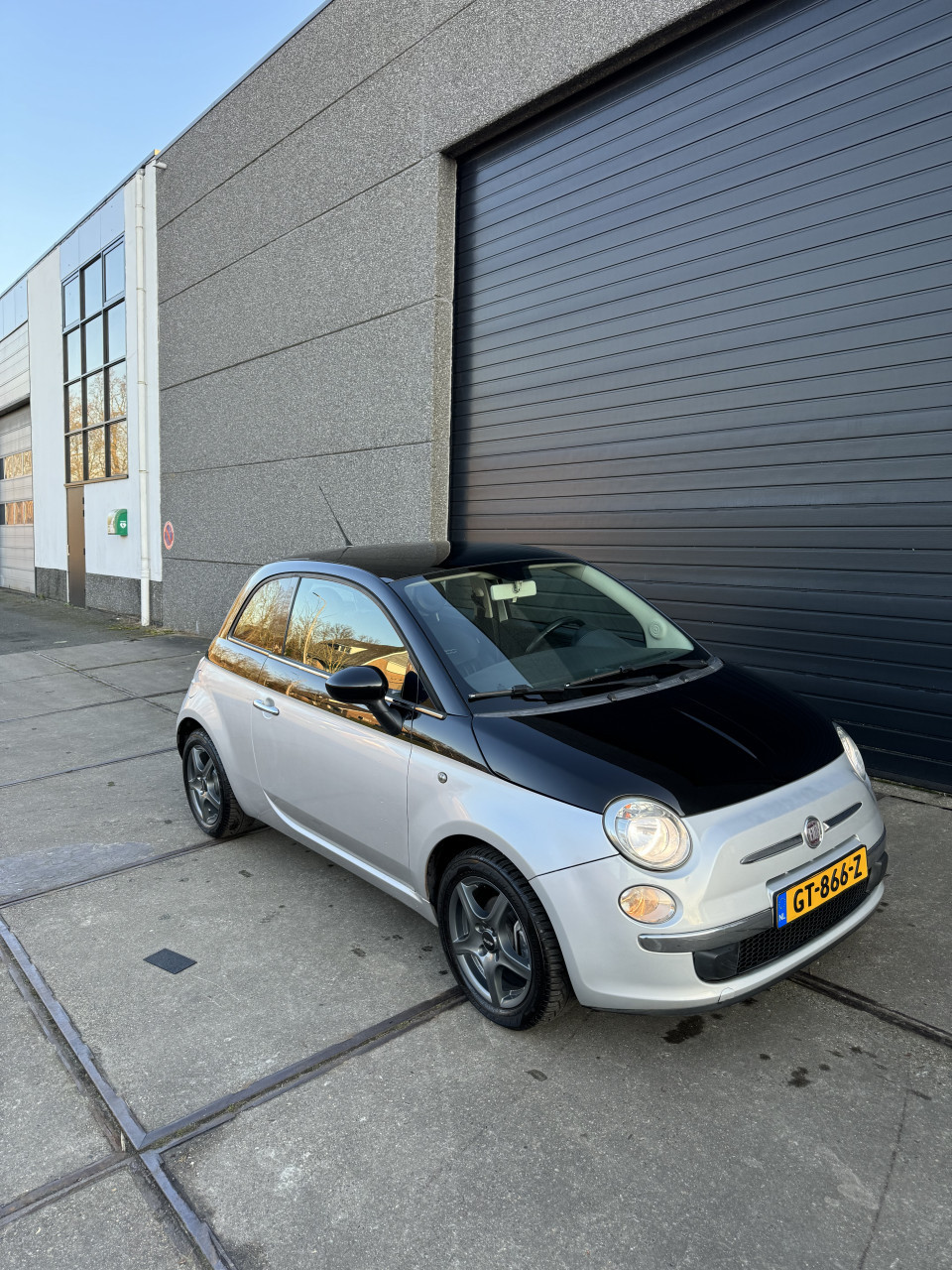 Fiat 500 1.2 Rosa two-tone/Pano 153DKM 2010