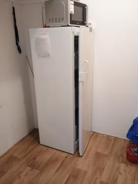 Te koop: vriezer met 6 laden
