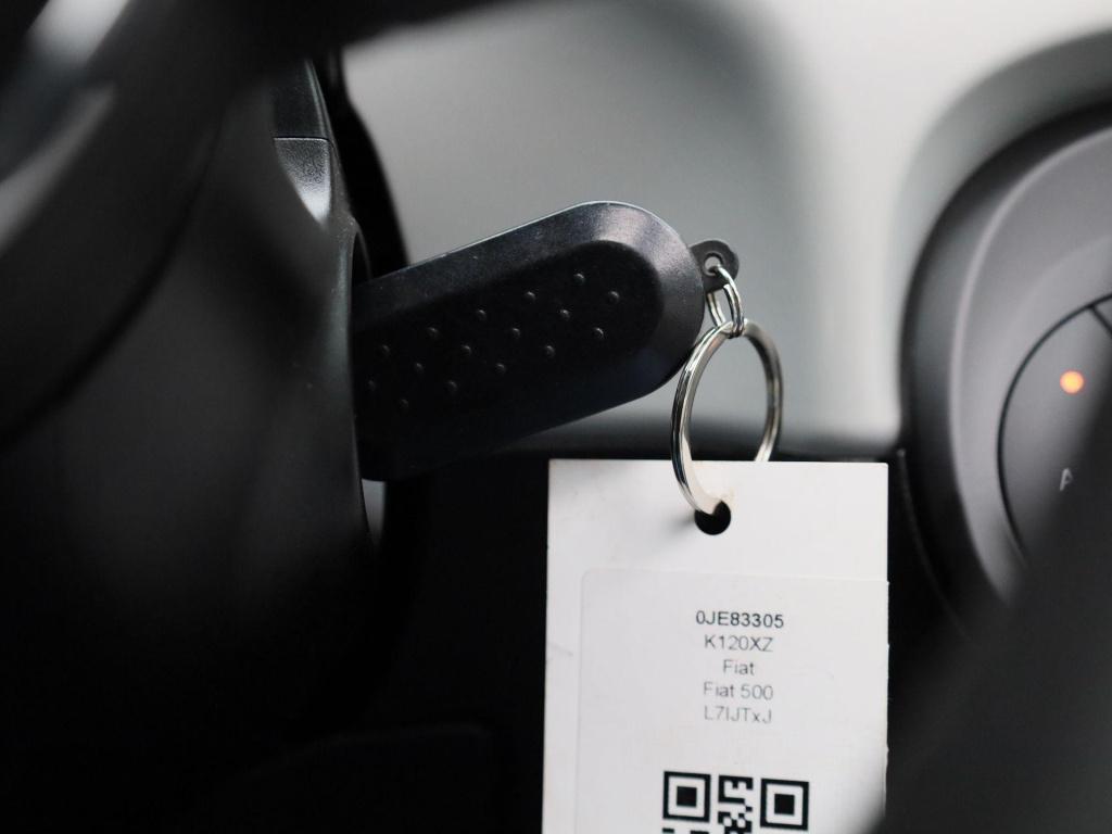 Fiat 500 1.0 hybrid cult | cabrio | lmv | dab | cruise control | parkeer se