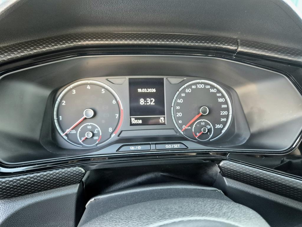 Volkswagen T-cross 1.0 tsi life | blind spot | acc | airco | lm-velgen