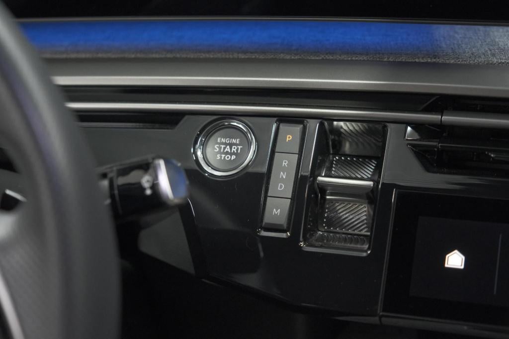 Peugeot 3008 1.2 hybrid 136 gt | elektrische kofferklep | camera | adaptiev