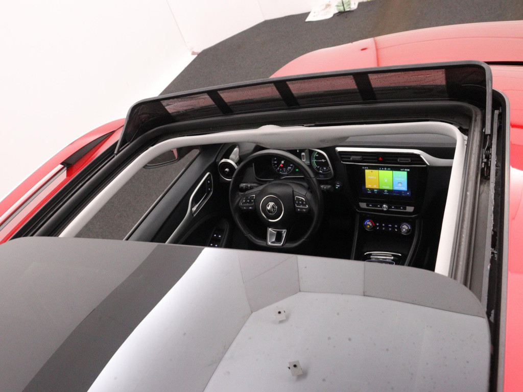 MG Zs-ev luxury 45 kwh | wltp 263km | panorama/schuif-kantel dak | dab | na