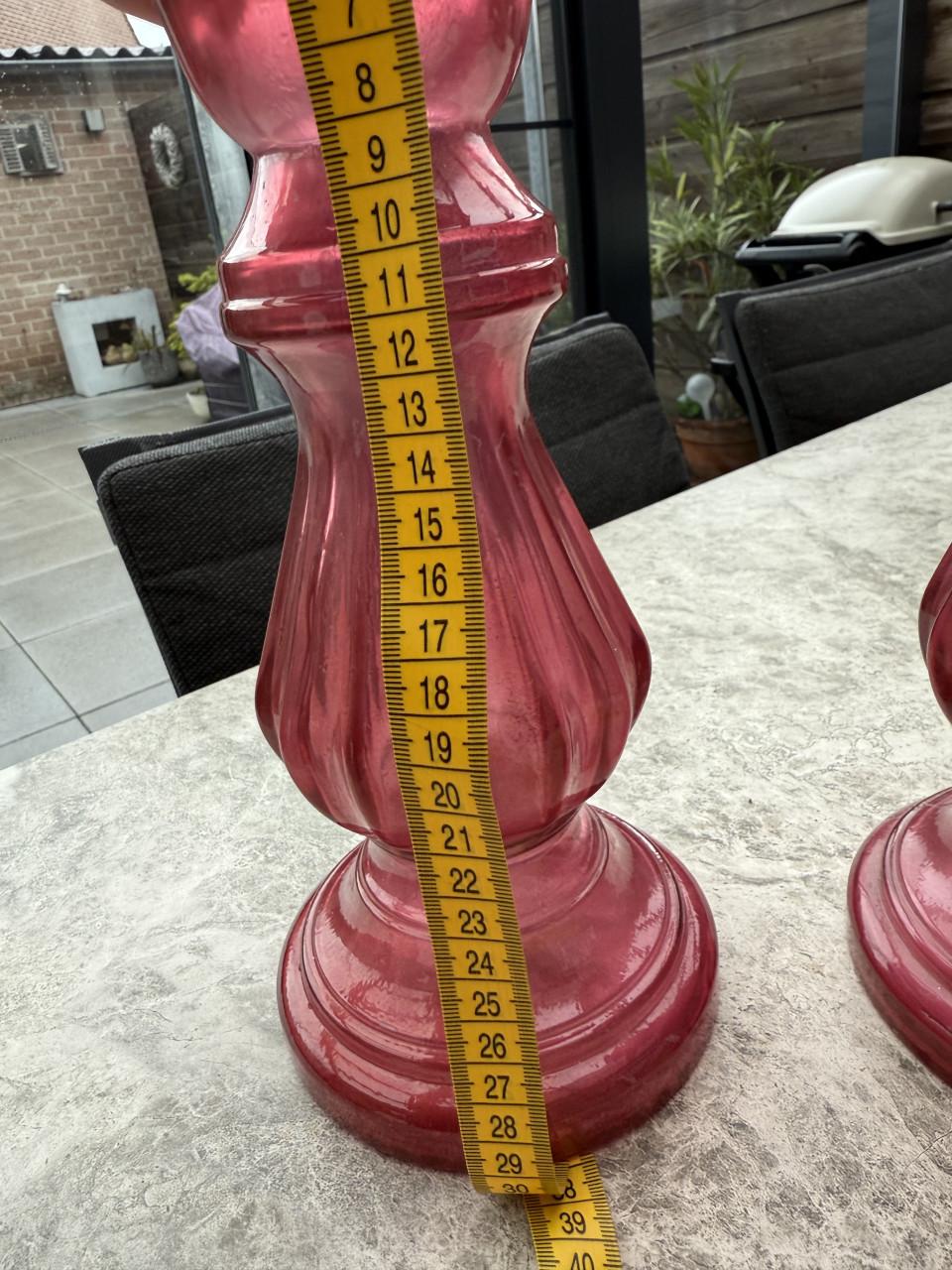 2 hele mooi glazen kandelaars/kaarsenstandaard. 32 cm