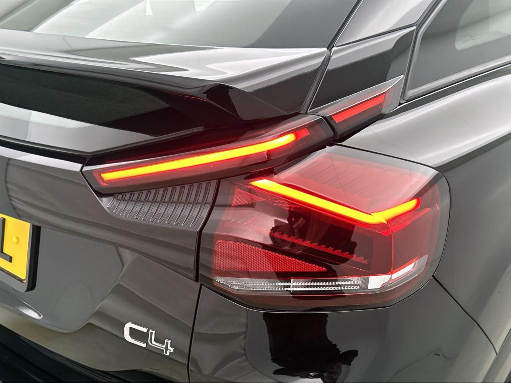 Citroen C4 130 pk feel edition | rijklaar | navigatie | comfort seats | 360