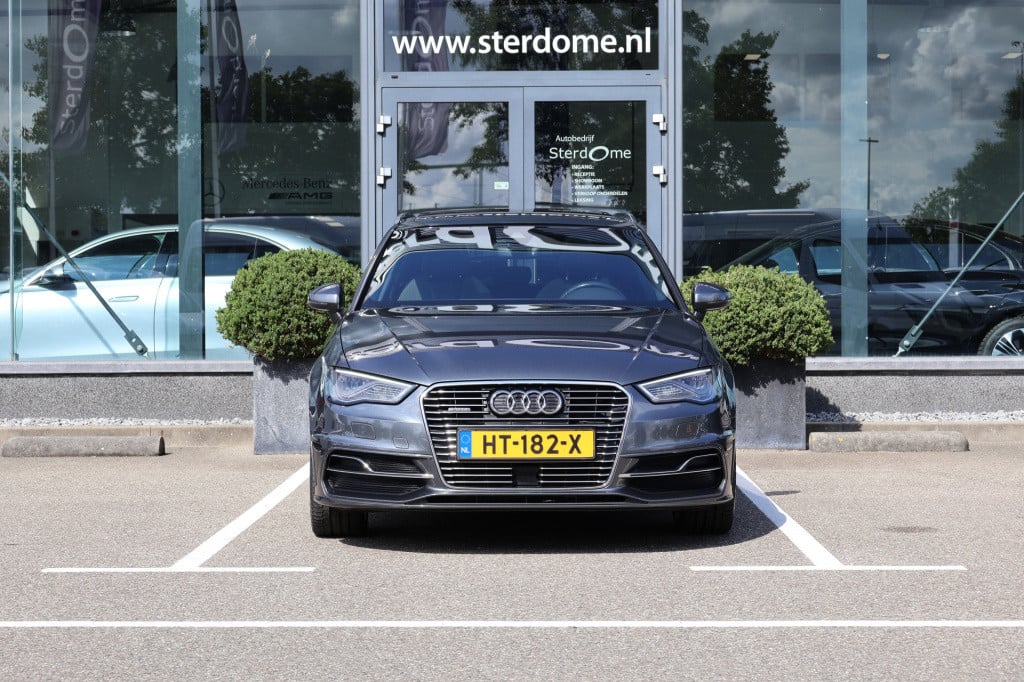 Audi A3 sportback 1.4 e-tron phev ambition pro line plus l s- line l panora