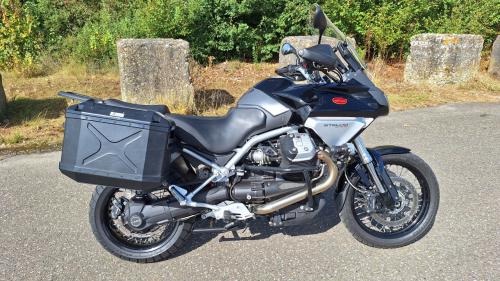 Moto Guzzi Stelvio 1200