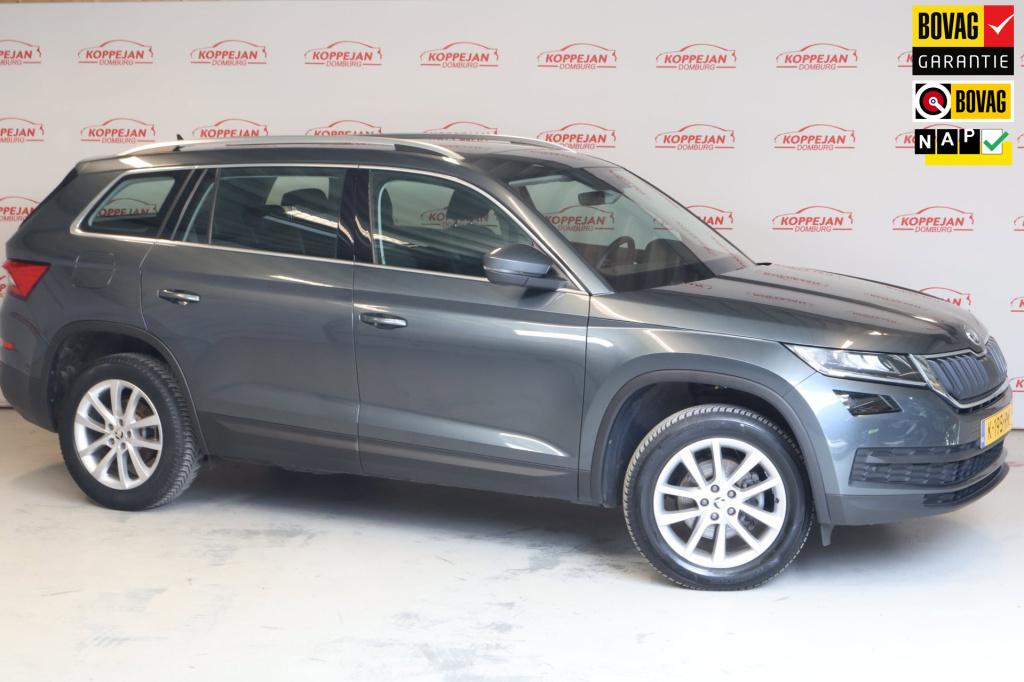 Skoda Kodiaq 1.5 tsi business edition nl auto, trekhaak, stoel en stuur ver