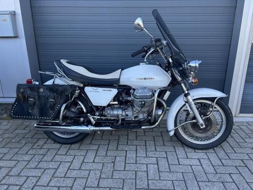 Moto Guzzi 850T uit 1975, nette klassieker, trekhaak, tassen, etc €3500,-