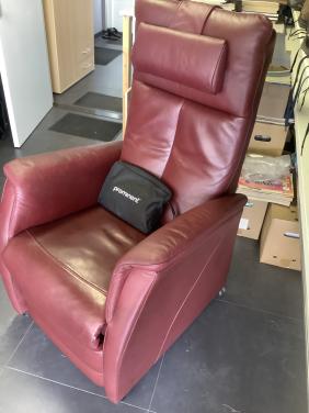 Relaxfauteuils Prominent met sta-op functie. Electrisch verstelbaar.