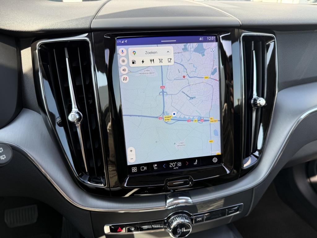 Volvo XC60 t6 398pk recharge inscription| pano| leder| camera|keyless awd v