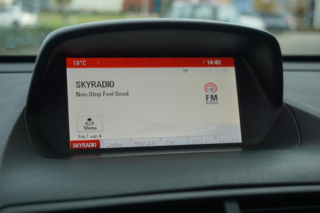 Opel Mokka 1.6 edition climate / cruise / stoelverw. / camera / parkeersens