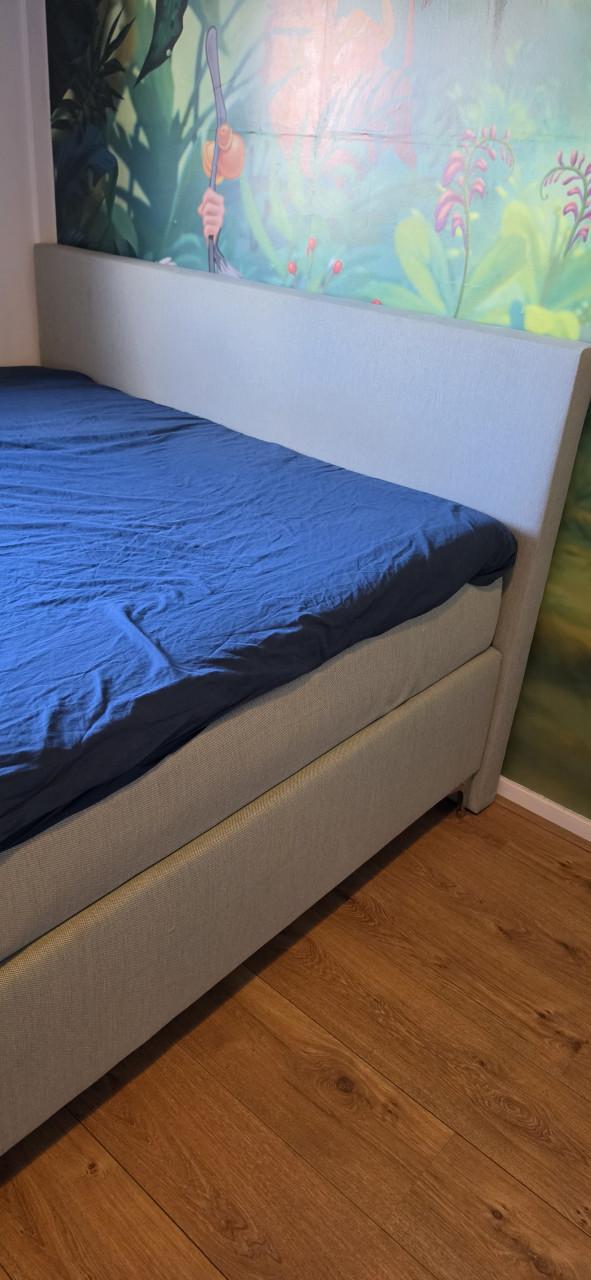 Boxspring 160 met topper en matrassen