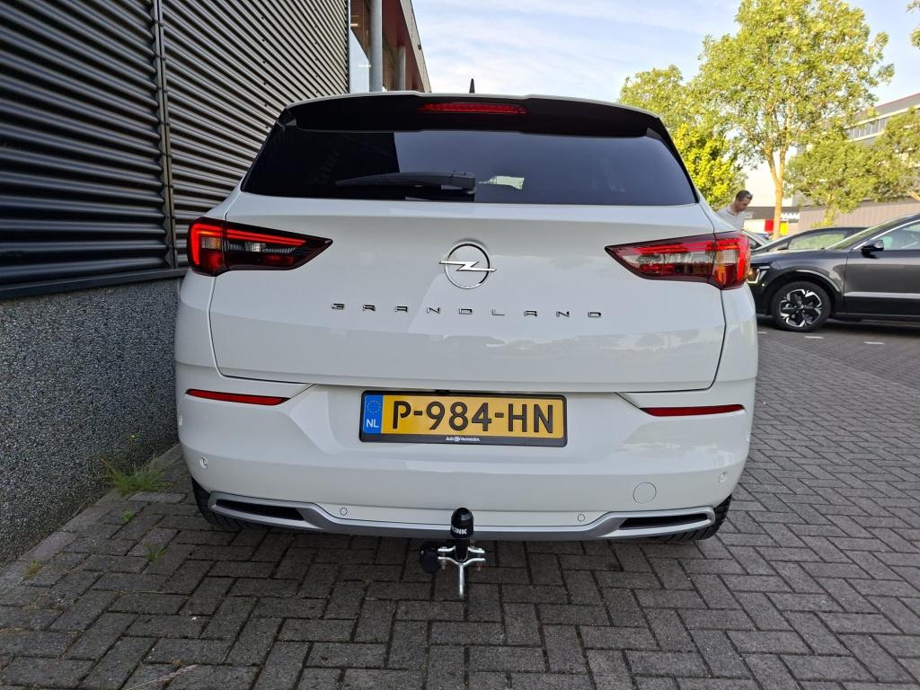 Opel Grandland 1.2 turbo 130pk elegance