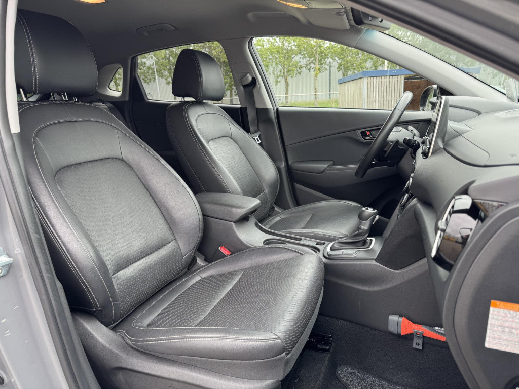 Hyundai Kona 1.6 gdi hev premium | trekhaak | head up-display | leder | sto