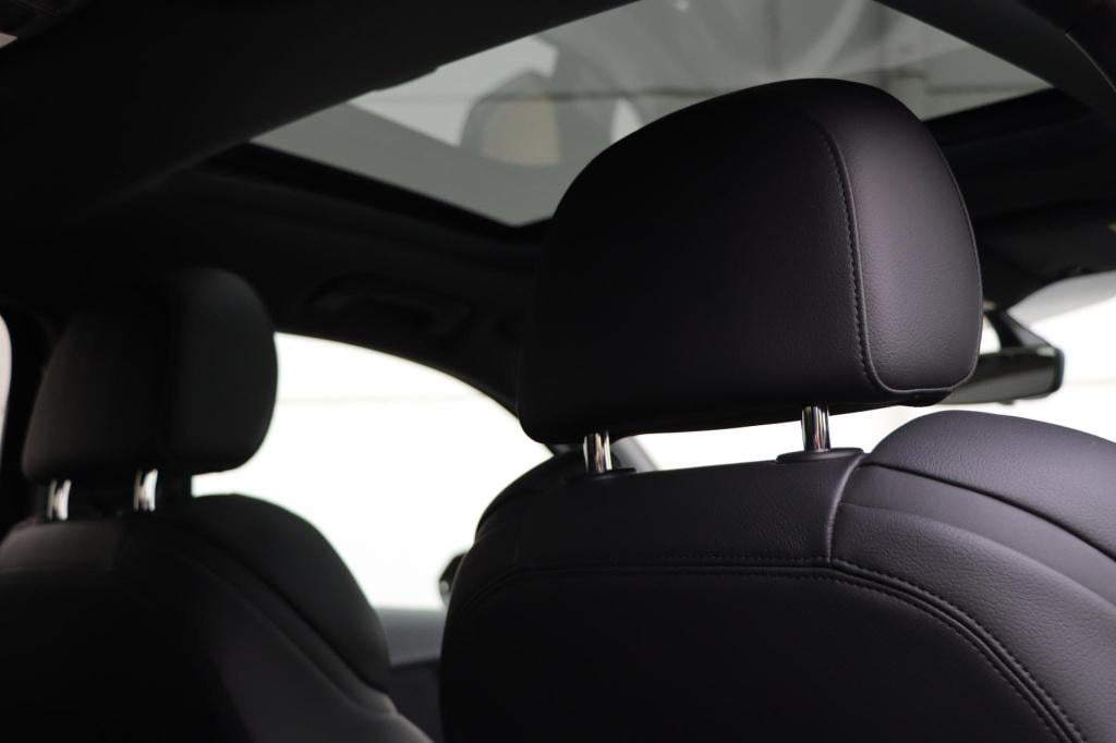 Audi Q2 35 tfsi s edition 150pk s-tronic | panoramadak