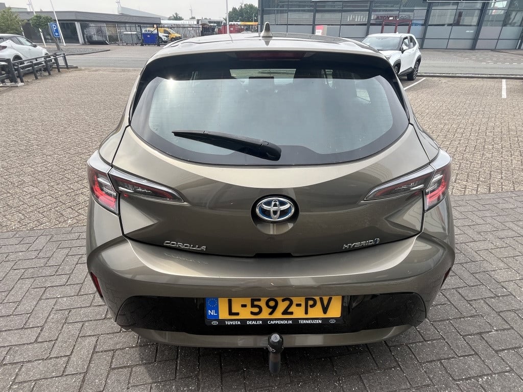 Toyota Corolla | nieuw binnen | 1.8 hybrid comfort | camera | trekhaak |