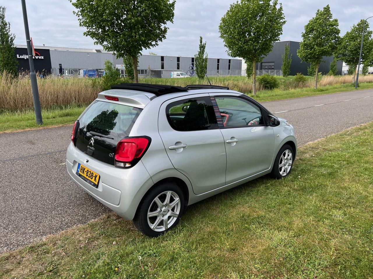 Bijna nieuwe Citroen C1 met open dak uit 2015