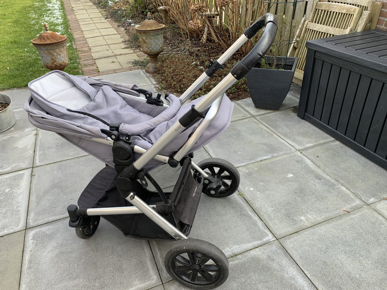 Qute kinderwagen/buggy/voetenzak/regenhoes