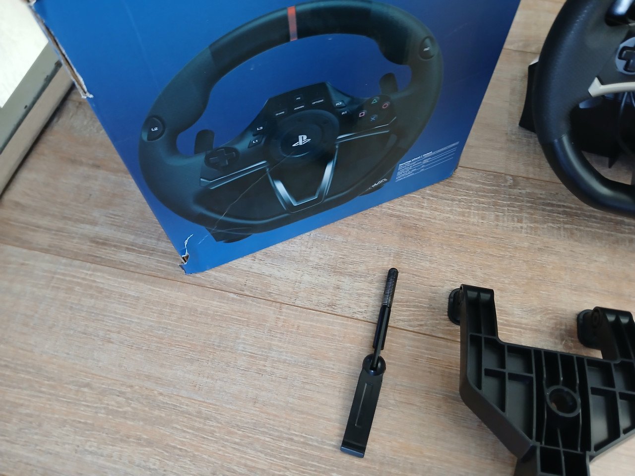 Hori racing wheel apex ps4
