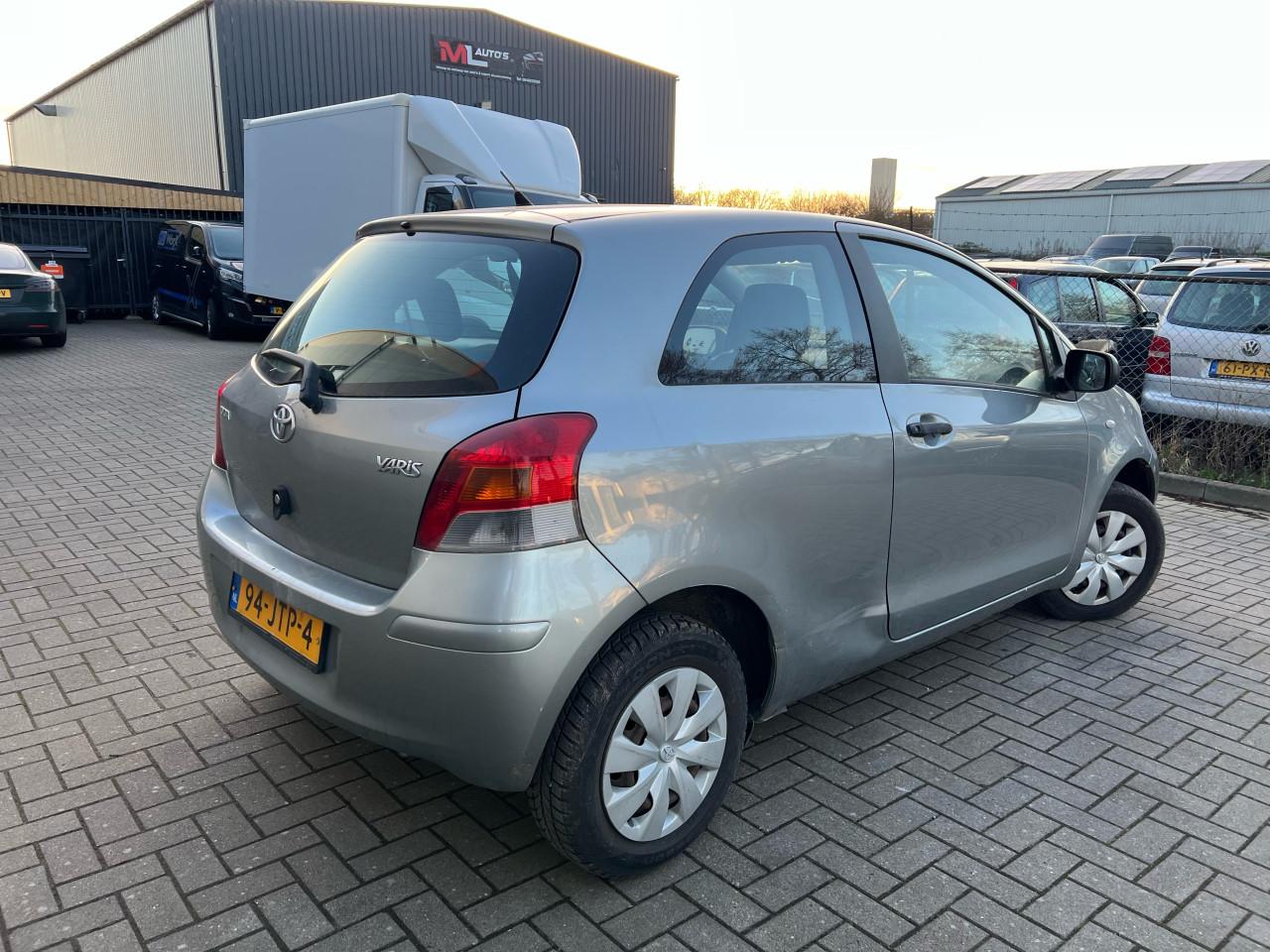 Toyota Yaris 1.0 VVTi Acces Vol Jaar Apk